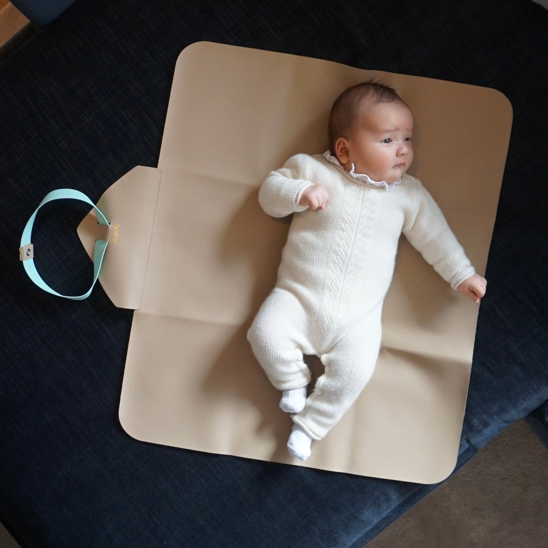 Le Small, beige